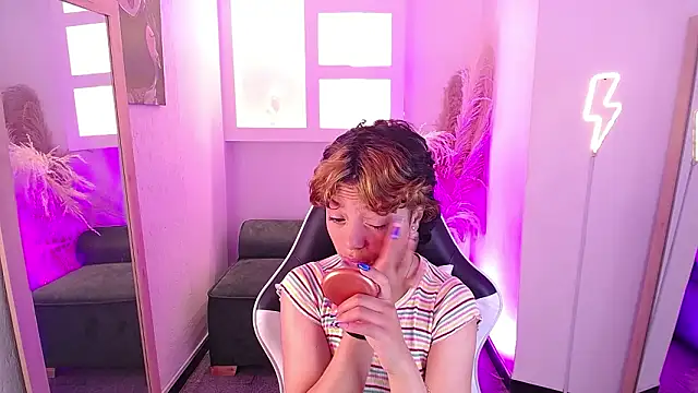 melodyy as online show from March 6, 1:39 pm