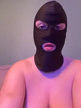 cochonnesoumise59 online show from February 27, 9:36 pm