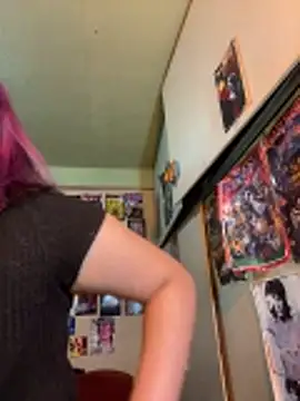 pinkybombon online show from March 30, 11:15 pm