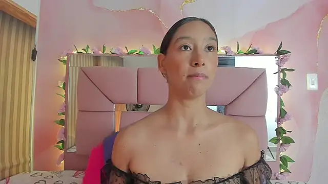 amy  rose   online show from May 22, 3:04 am