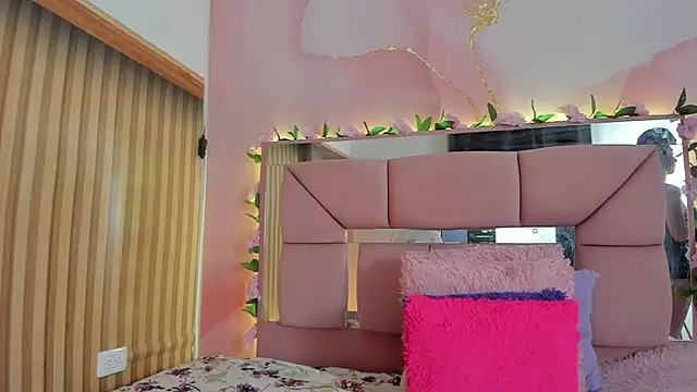 amy  rose   online show from May 14, 3:34 am