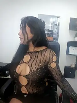 valenlopezz  online show from March 19, 3:55 am