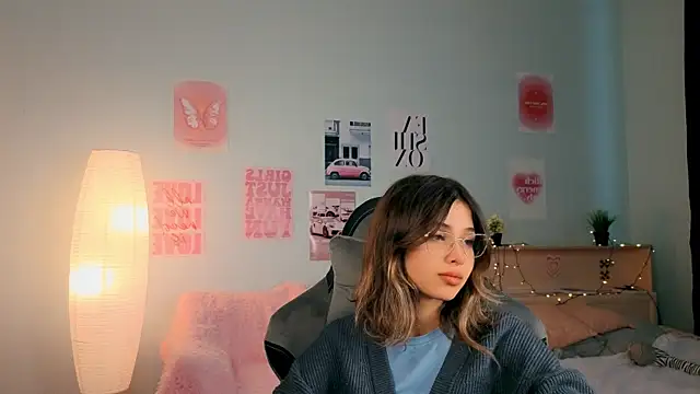 dinnerwithflowers online show from April 4, 1:10 pm