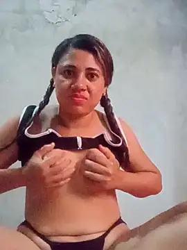 allexa gomez online show from February 4, 5:05 pm