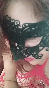 Linamadura online show from April 12, 1:14 pm