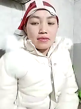 lia-coy online show from January 16, 1:07 pm