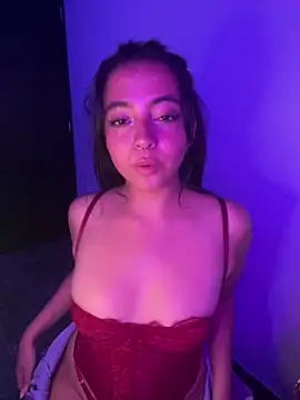 laraa rous online show from March 5, 5:14 am