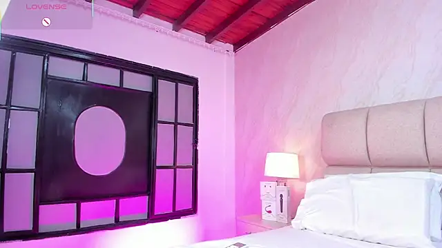 Hannahpretty- online show from February 11, 10:00 pm