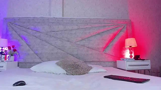 RousSweet- online show from March 9, 10:13 pm