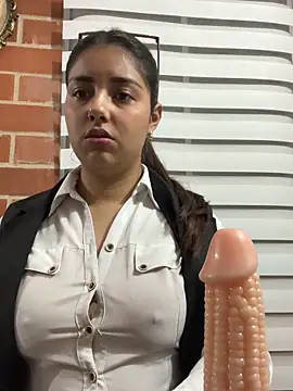 A-uroora online show from March 14, 8:37 am