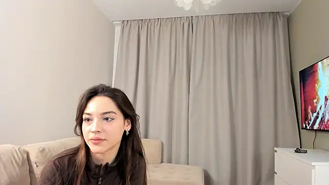 TreasaCrebs online show from February 2, 6:18 pm