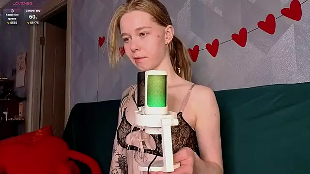 Austeja Ona online show from June 8, 6:52 pm