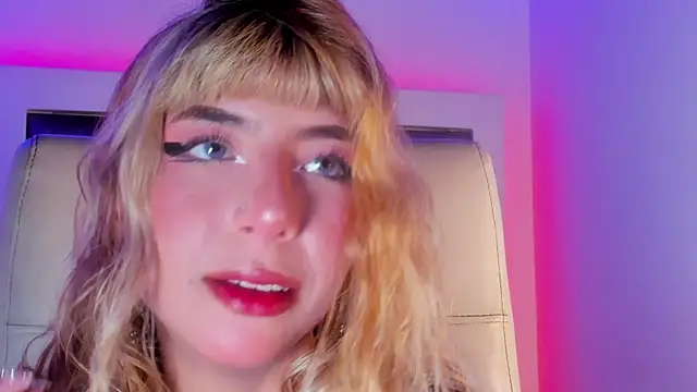 adhalee js online show from April 20, 9:40 pm