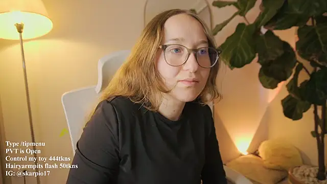 Scarlett NoirMuse online show from April 20, 8:56 pm