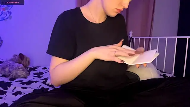 MistressBabe online show from March 22, 3:07 pm