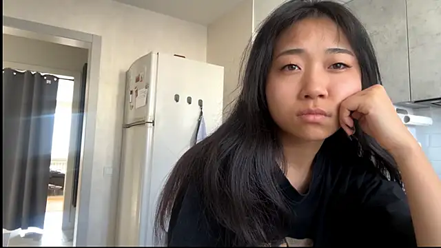 SweetMiaXO online show from April 7, 10:12 pm