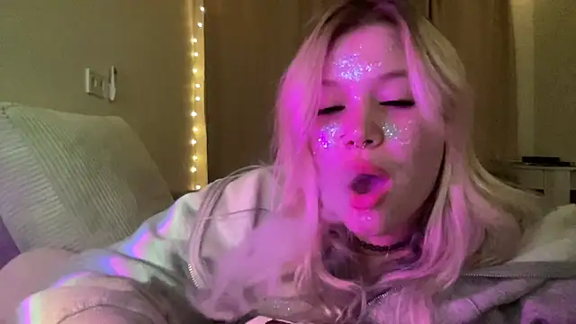 Lulu Di online show from March 25, 9:17 pm