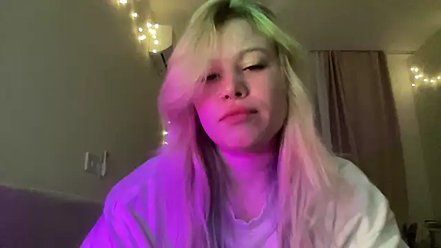 Lulu Di online show from March 30, 7:24 pm