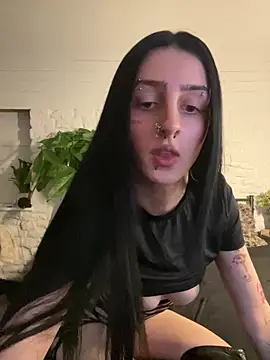 bellaxlauren online show from April 30, 7:41 pm
