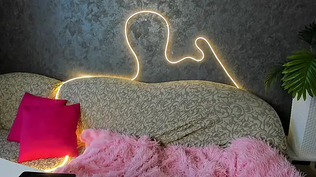 Dream Olivia online show from February 12, 2:46 am