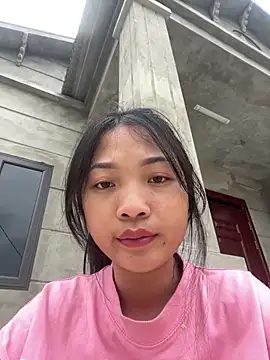 Lyn-be99 online show from March 4, 10:00 am