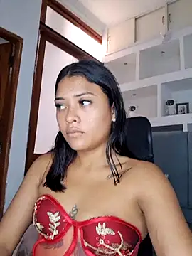 Layla em online show from February 19, 12:48 pm