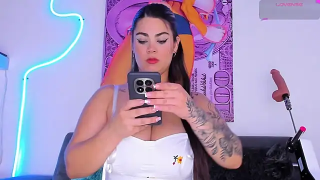 cmila0713 online show from April 30, 12:27 am