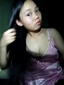 derylove  online show from February 27, 3:23 pm