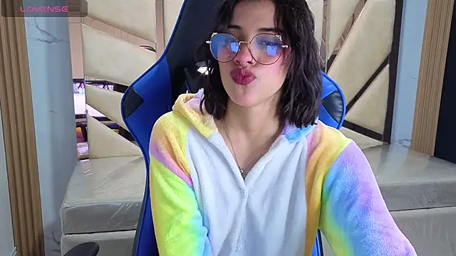 Skaller james a online show from February 16, 1:11 pm