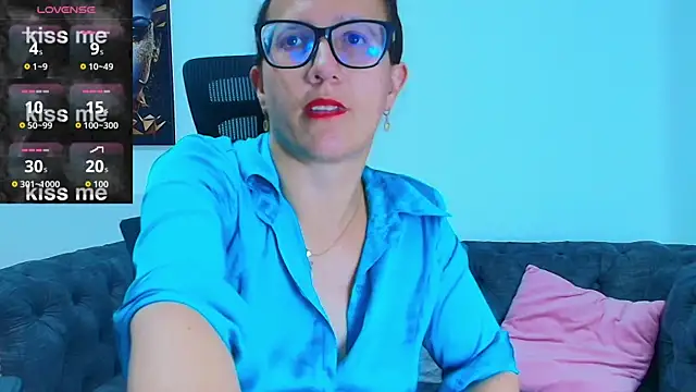 sara marrisson online show from March 24, 9:09 pm