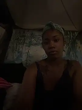 Ebonythroat777 online show from February 28, 11:42 am