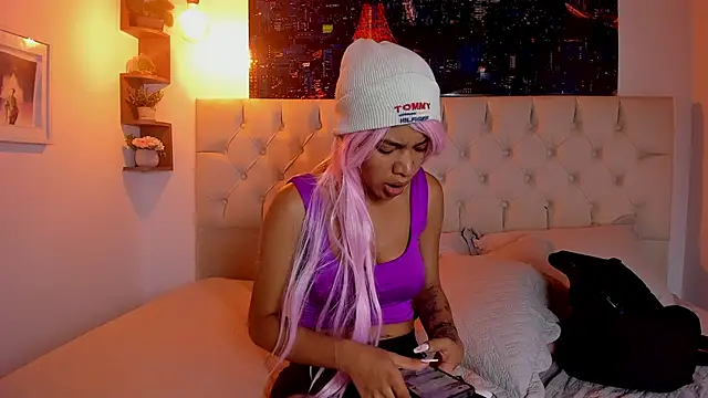 iris blair1 online show from March 5, 8:59 pm