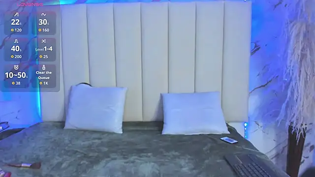 mia serena  online show from February 16, 8:41 pm