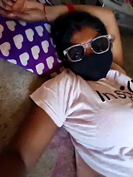 Riyakumari hot66 online show from May 7, 7:56 am