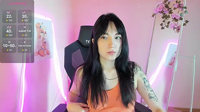 AliceeinWonderlanddd online show from July 26, 2:08 am
