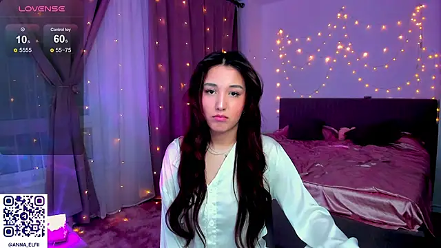 Anna Elfii online show from February 8, 6:00 pm