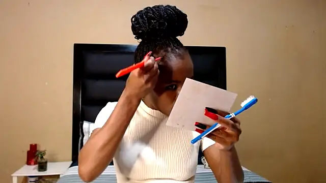 AppleAsss online show from February 22, 7:15 pm