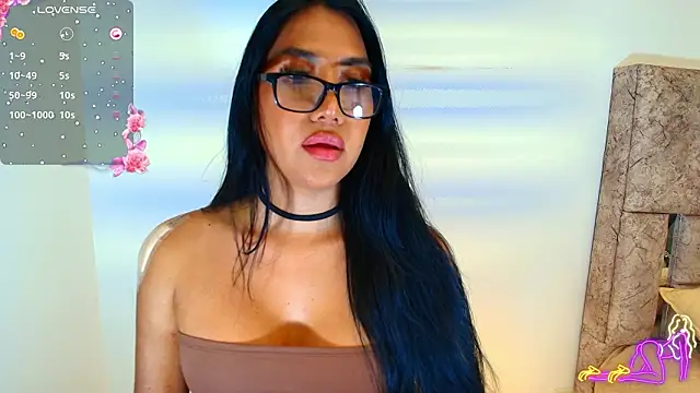 sexysaradoll x online show from March 5, 10:16 pm