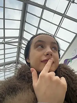 MiaTee online show from February 12, 4:58 am