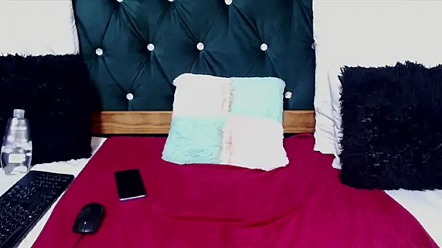 KittyGorgeousXX181 online show from June 2, 9:16 pm