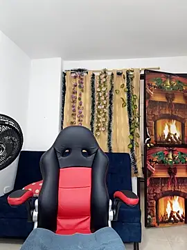 amelie rose   online show from March 19, 2:43 pm