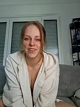 Larifari0406 online show from March 3, 1:28 pm