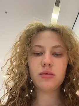 AsynaYuuki online show from February 13, 10:17 am