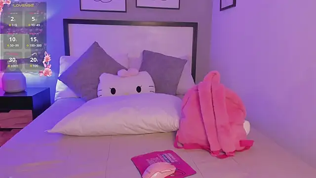 QueenRose    online show from April 8, 12:07 pm