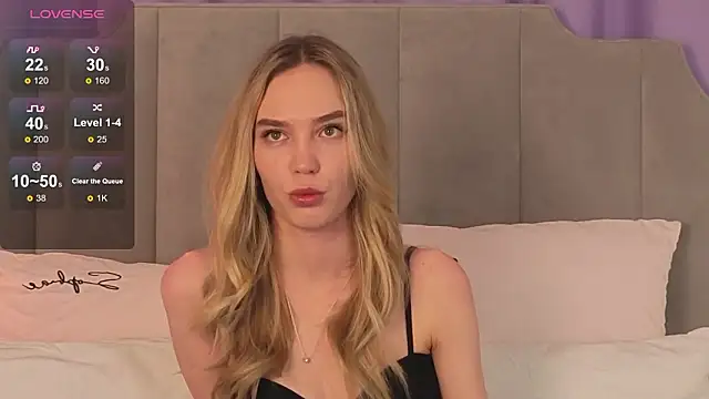 NikkiRyx online show from February 26, 3:44 pm