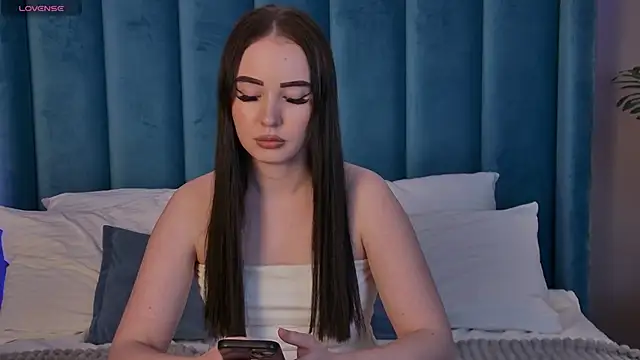 ArianaLim online show from January 31, 7:56 pm