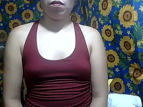 Sexy HotPussy4u online show from April 14, 10:04 am