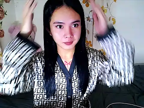 devine goddess online show from April 14, 2:06 pm