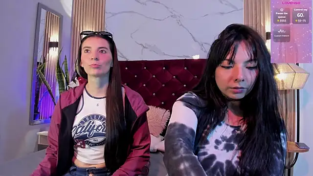 Valkiria-and-Dione online show from April 8, 7:38 pm