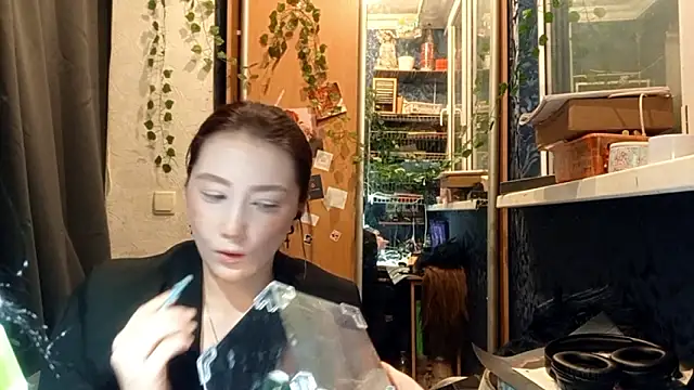 PhoebePalmer online show from February 14, 8:11 pm